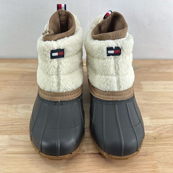 Tommy Hilfiger Roana Duck Boots- Dark Brown- Size 7 M (Medium)- NIB - Picture 2 of 9